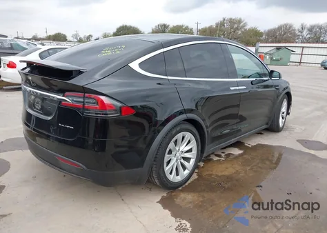 2020 Tesla Model X Long Range Dual Motor All-Wheel Drive/Long Range Plus Dual Motor All-Wheel Drive z USA, uszkodzony, nr VIN 5YJXCBE26LF302698